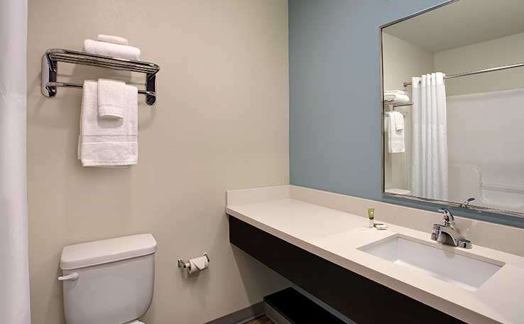 Woodspring Suites Seattle Everett Room photo